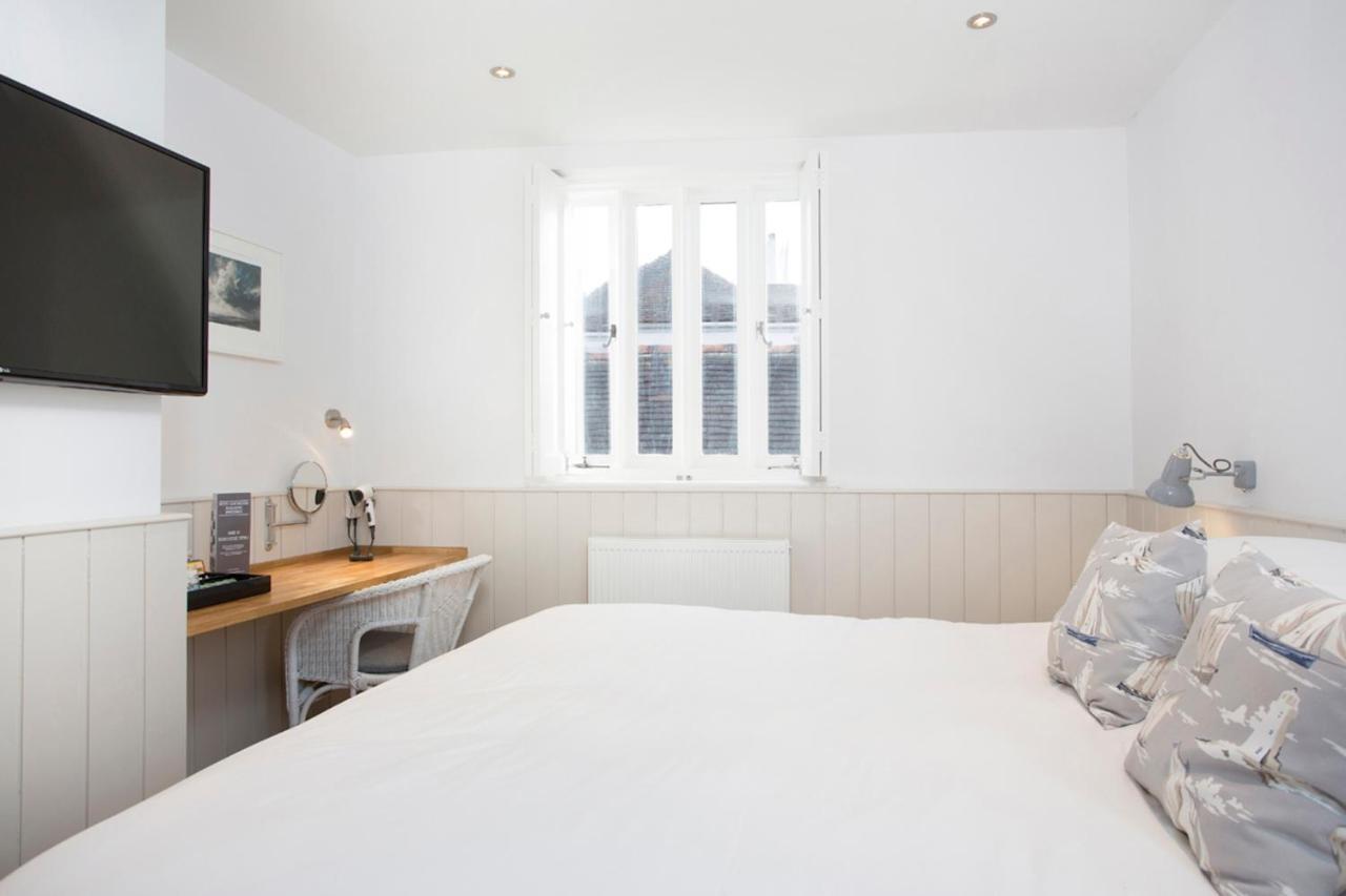 Boat House Hotel Whitstable Ngoại thất bức ảnh